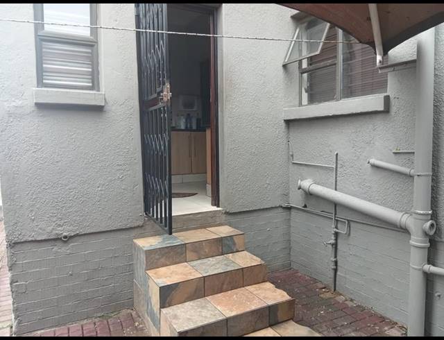 5 BEDROOM HOUSE FOR SALE IN WITPOORTJIE